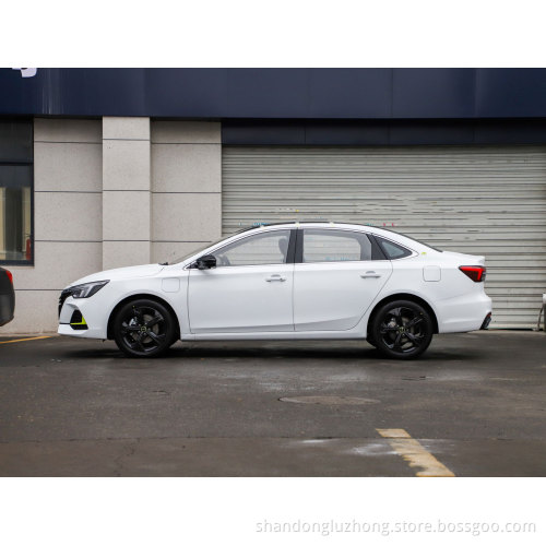 Goedkope Chinese elektrische nieuwe auto Roewe i6 Max Fast Speed ​​EV Auto -auto